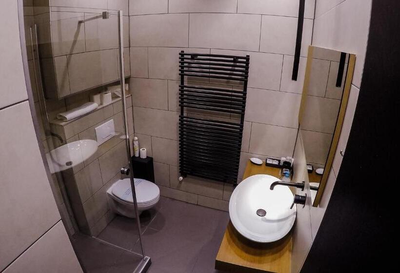 ホテル Sóház Panzió és Apartmanház