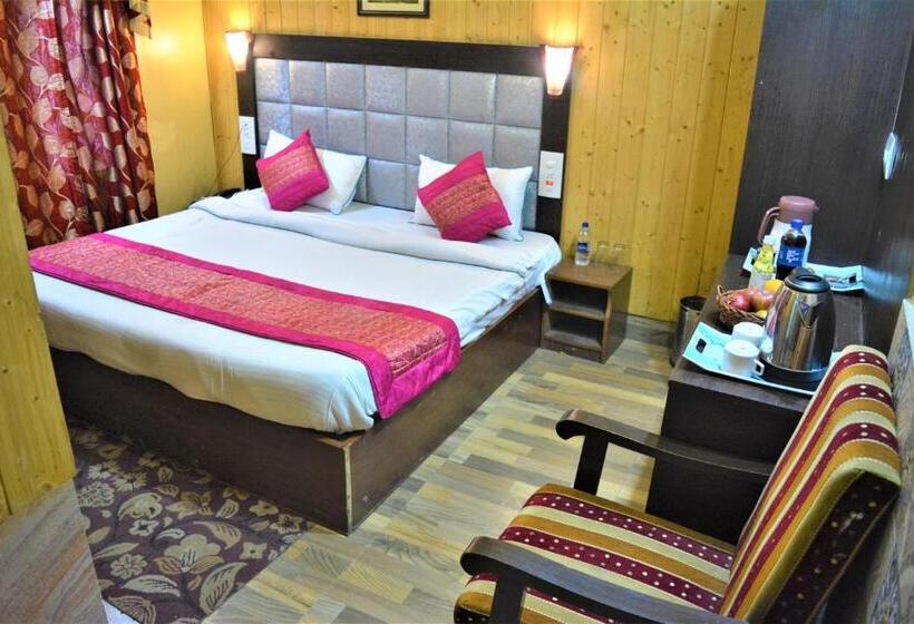 Hotel Star Of Kashmir