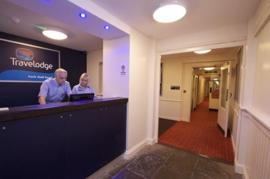 ホテル Travelodge York Hull Road