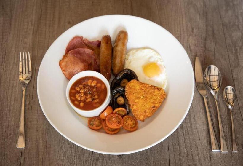 ホテル Wroxall Abbey