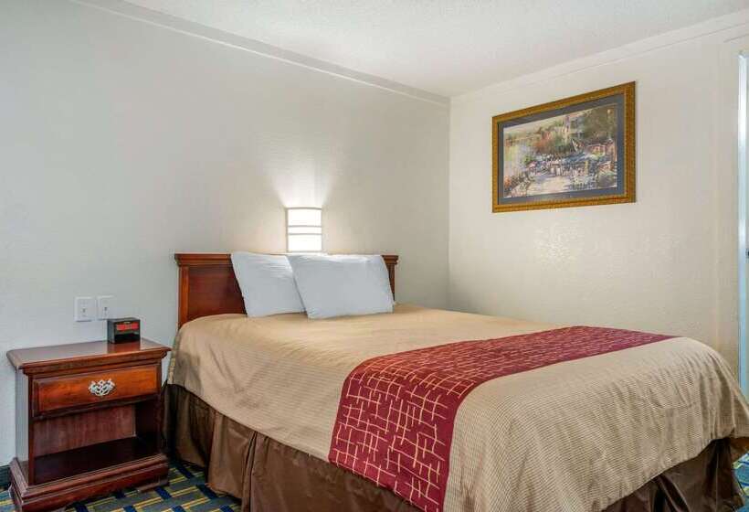 فندق على الطريق Rodeway Inn Hilliard/columbus