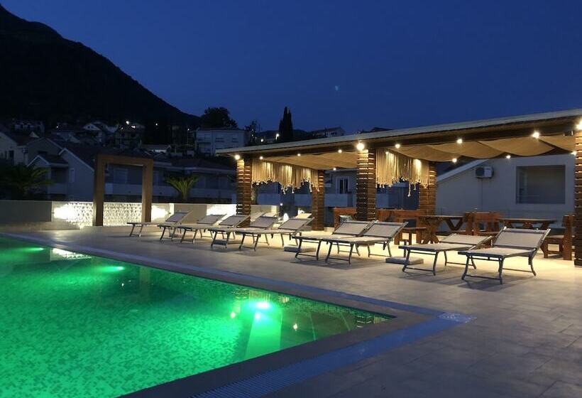 Sun Village Apartments