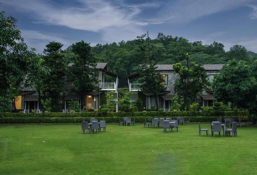 Wood Castle Spa & Resort