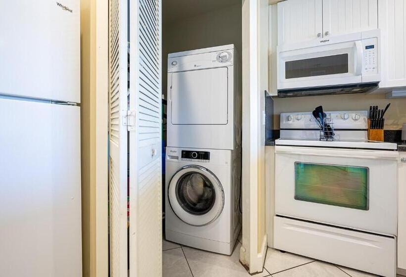 309 Harbour House At The Inn