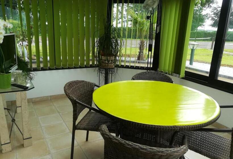 مبيت وإفطار La Mare Aux Canards