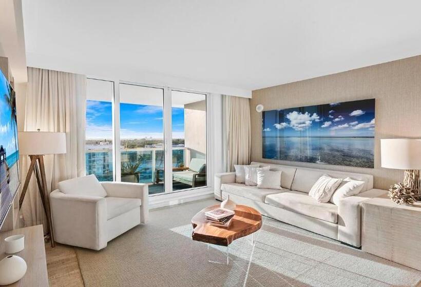 Luxurious Private Condo At 1 Hotel & Homes   1545