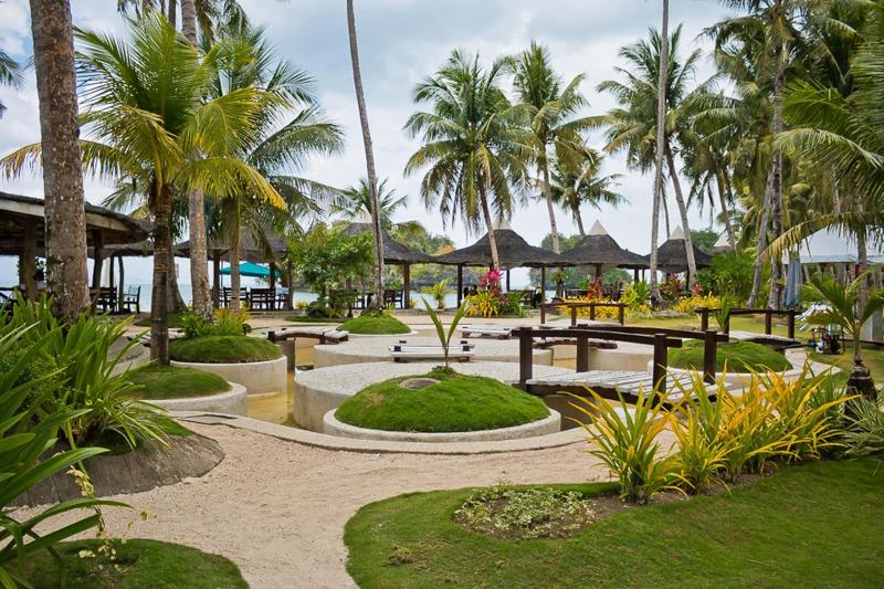فندق Caluwayan Palm Island Resort