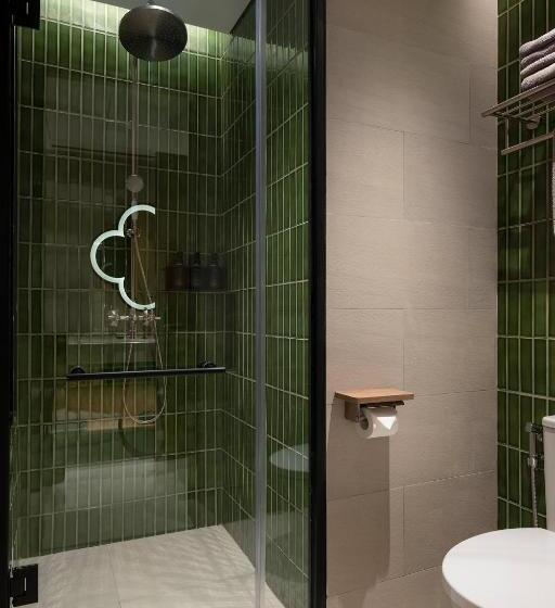 هتل Episode Gading Serpong