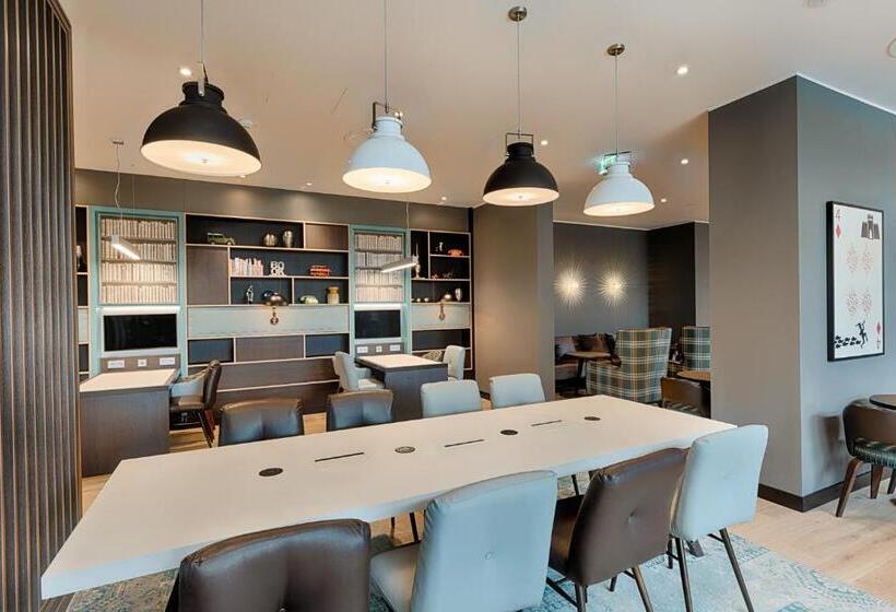 هتل Premier Inn Hamburg City Klostertor