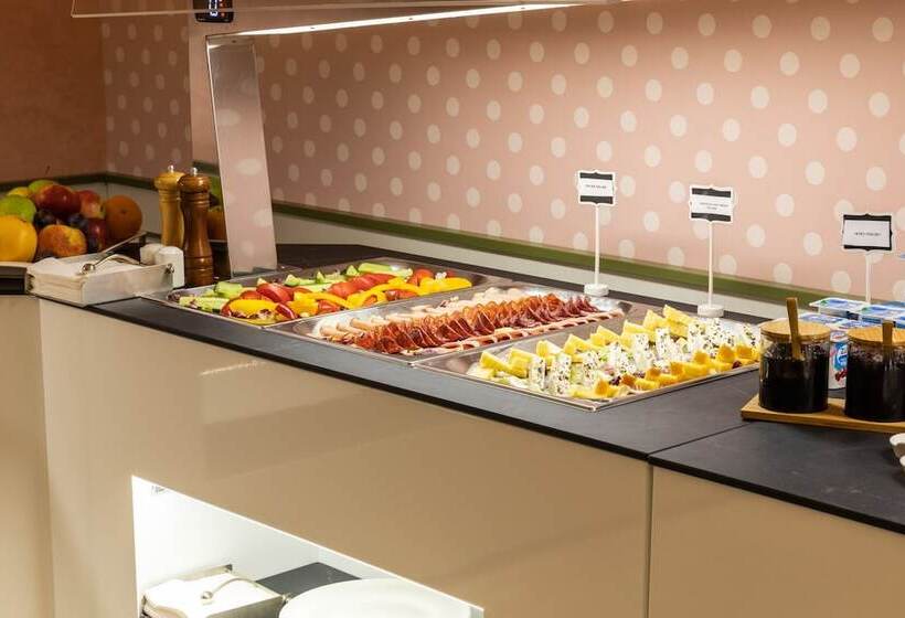 هتل Ramada By Wyndham Slatina Parc