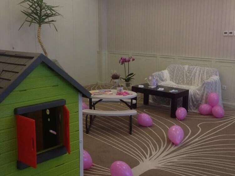 هتل Ramada By Wyndham Slatina Parc