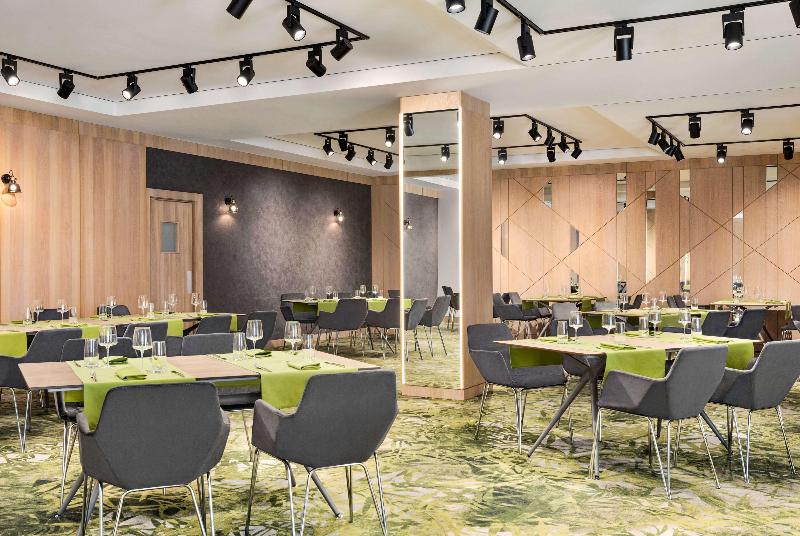 هتل Ramada By Wyndham Slatina Parc