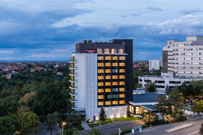 هتل Ramada By Wyndham Slatina Parc