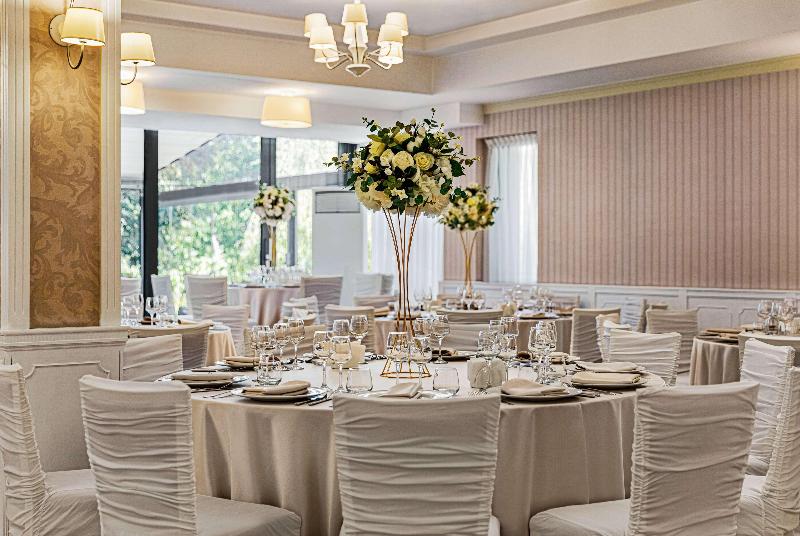 هتل Ramada By Wyndham Slatina Parc