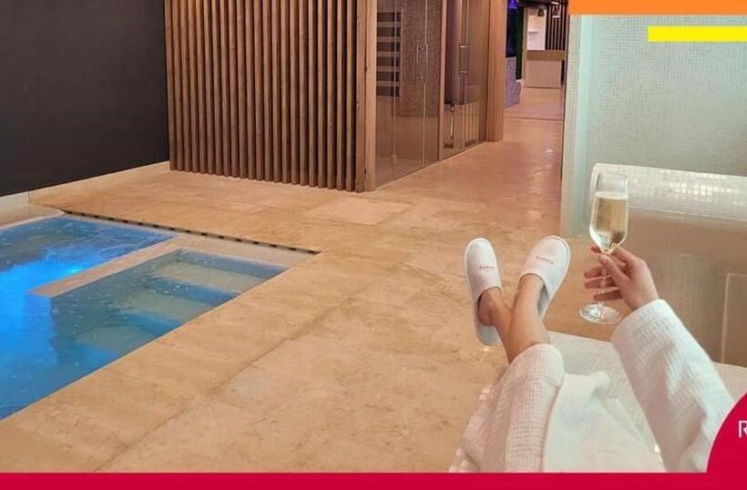 هتل Ramada By Wyndham Slatina Parc