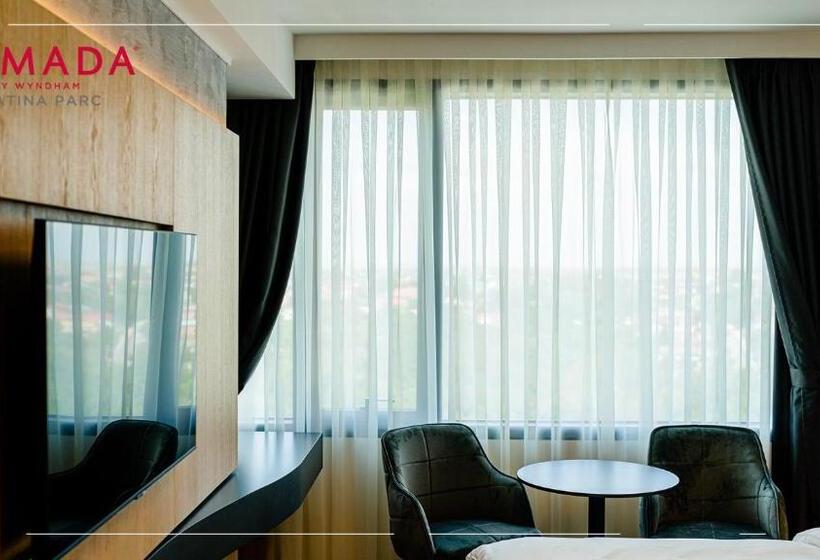 هتل Ramada By Wyndham Slatina Parc