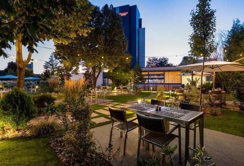 هتل Ramada By Wyndham Slatina Parc