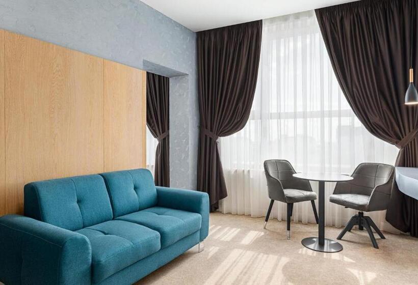 هتل Ramada By Wyndham Slatina Parc