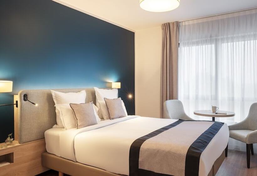 هتل Residhome Paris Senart