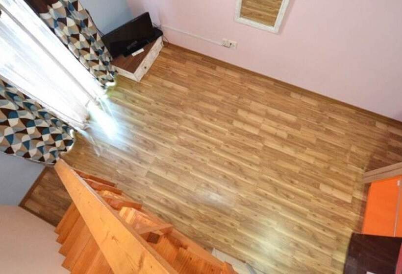 Отель Seocheon Redpungchatiang Pension