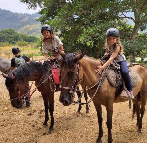 هتل Trekker Glamping