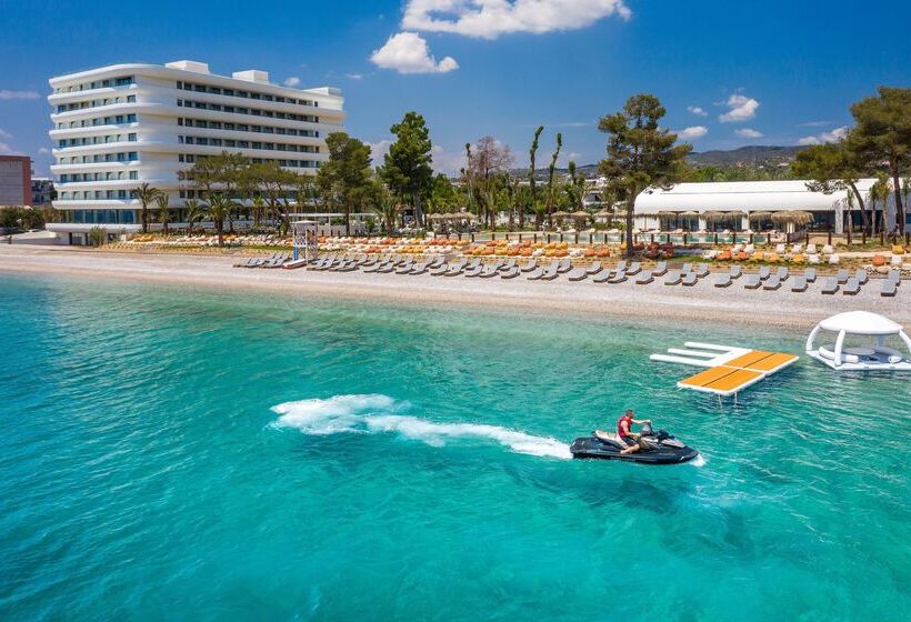 هتل Isla Brown Corinthia Resort & Spa, Curio Collection Hilton
