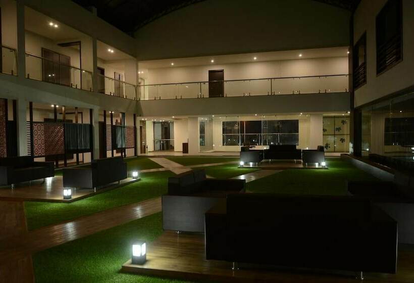 Отель The Divine Resort