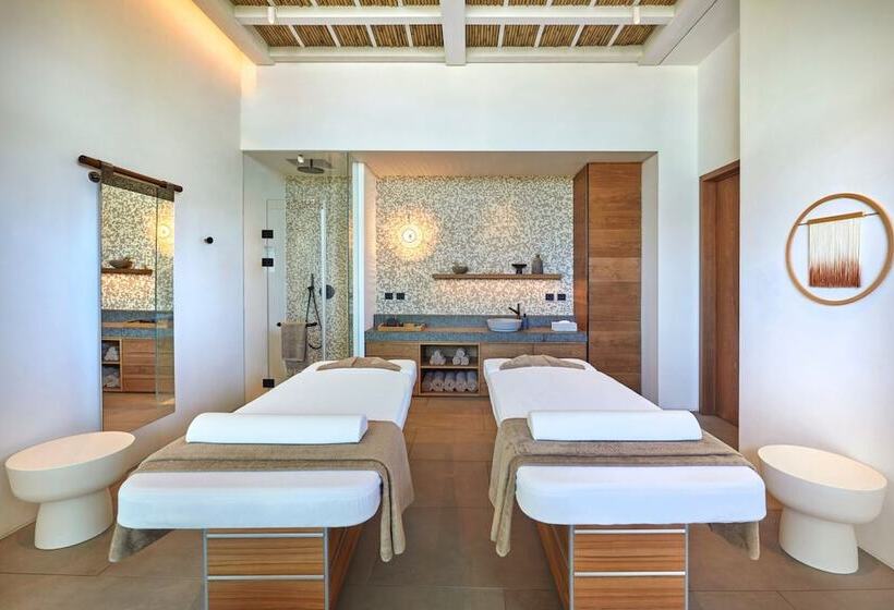 בית מלון כפרי W Costa Navarino