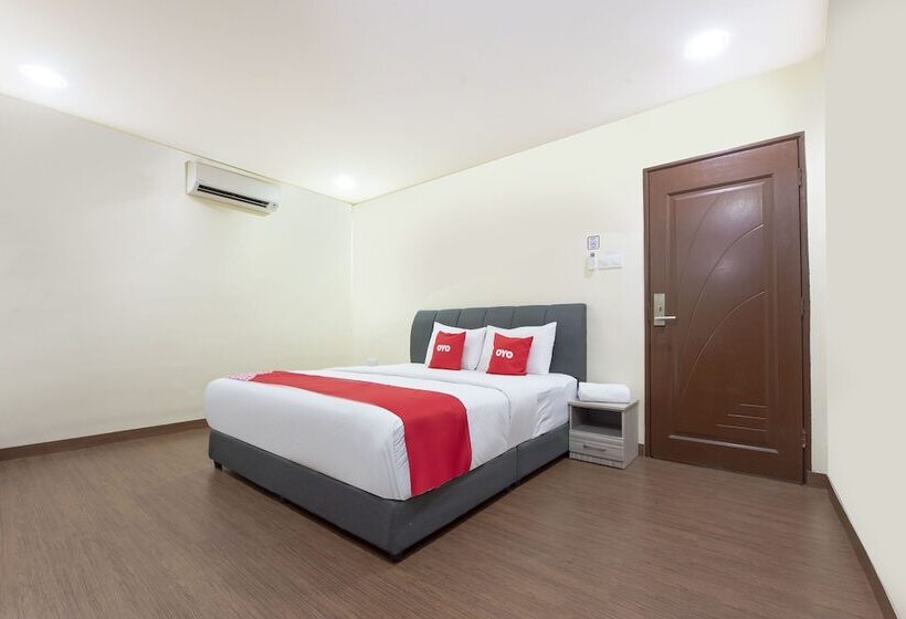 Oyo 90380 Hotel Jasin