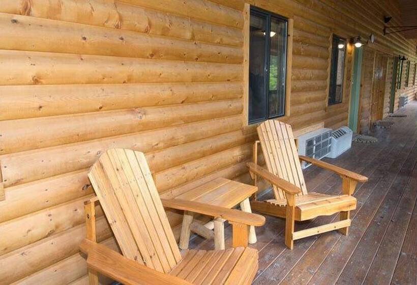 هتل Canyon Cabins