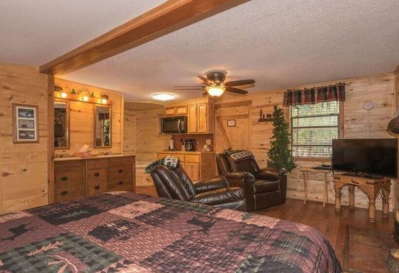 هتل Canyon Cabins