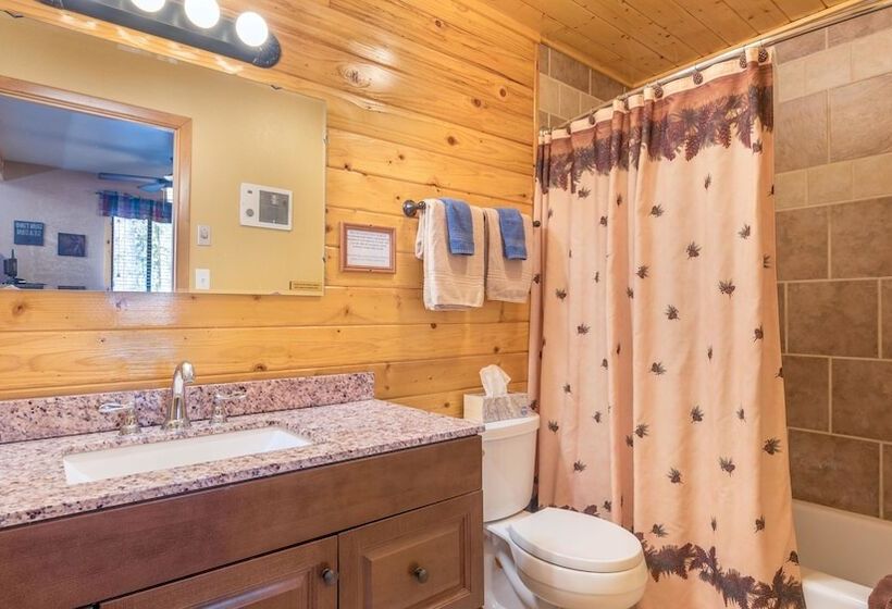 هتل Canyon Cabins
