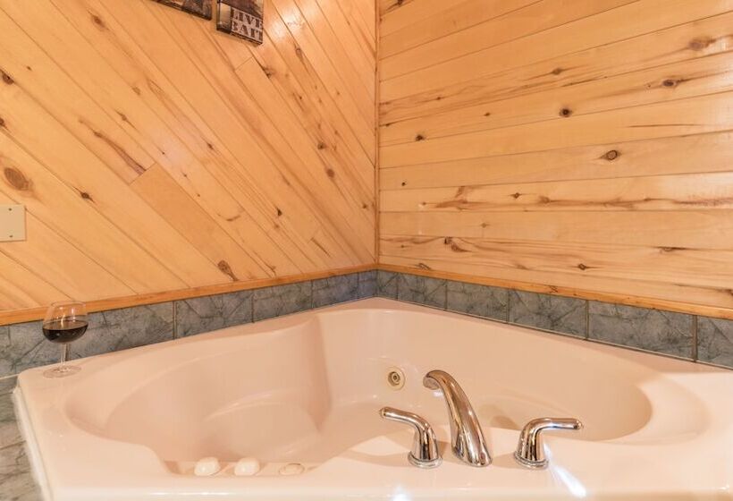 هتل Canyon Cabins