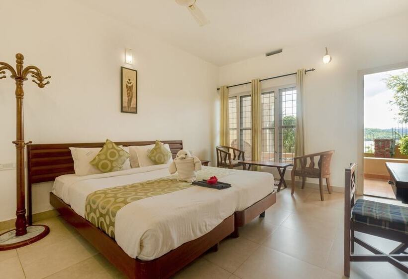 ホテル Karapuzha Village Resort