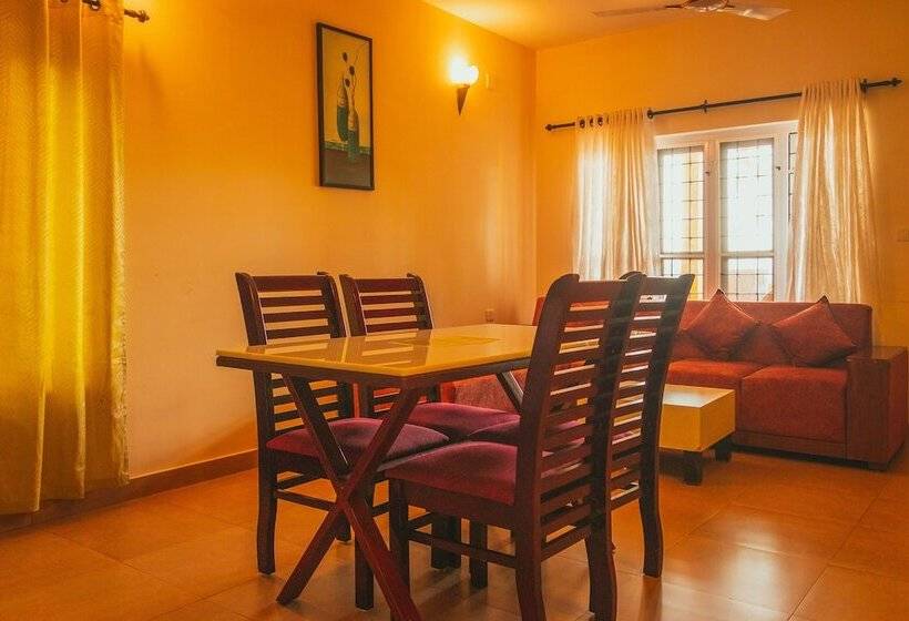 ホテル Karapuzha Village Resort