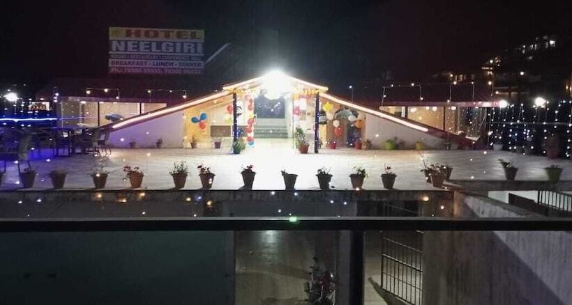 فندق Neelgiri