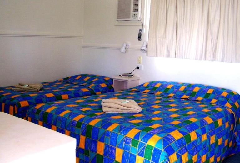 בית מלון כפרי Country Way Motor Inn