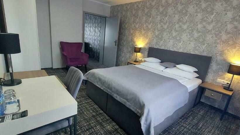 فندق Miejsca Noclegowe I Restauracja Kamiński