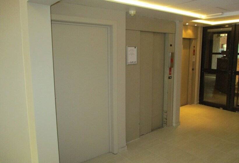 هتل Value Stay Residence Mechelen
