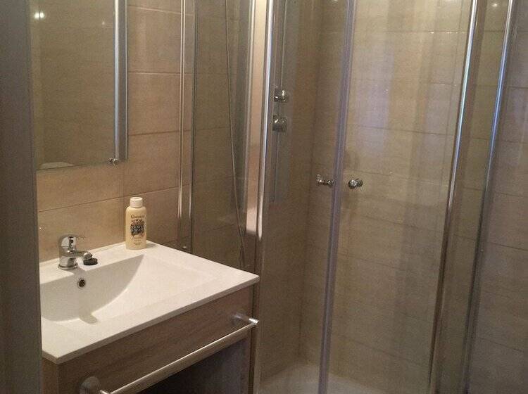 هتل Value Stay Residence Mechelen