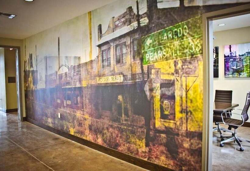 Malana Hotels & Suites