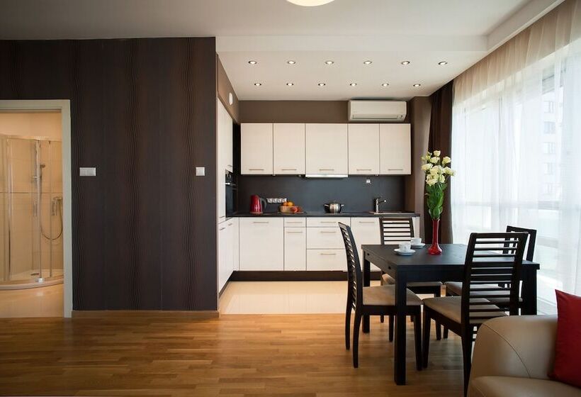 هتل City Centre Platinum Towers Apartment