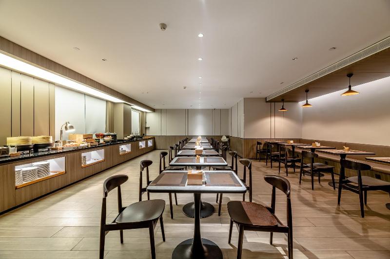 هتل Hanting Express Yulin Developing District Branch