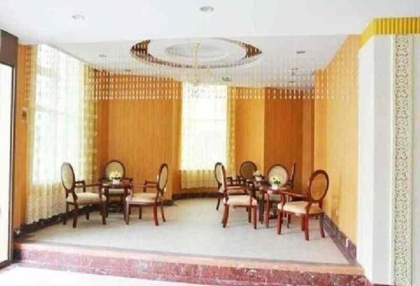 هتل Weihai Huayu Business