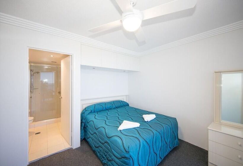 Beachside Tower Apartments