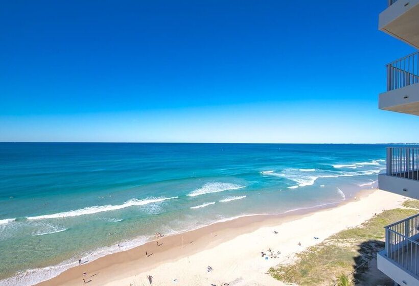 Beachside Tower Apartments