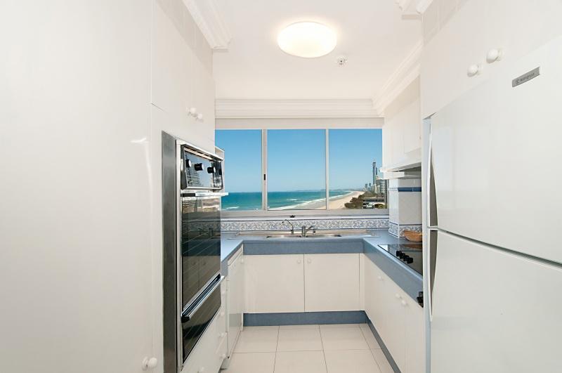 Beachside Tower Apartments