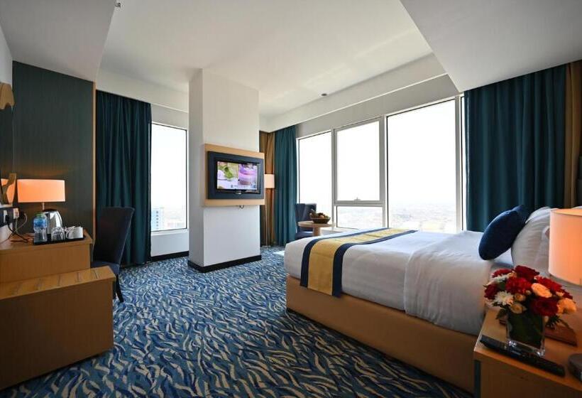 هتل Harbour Suites