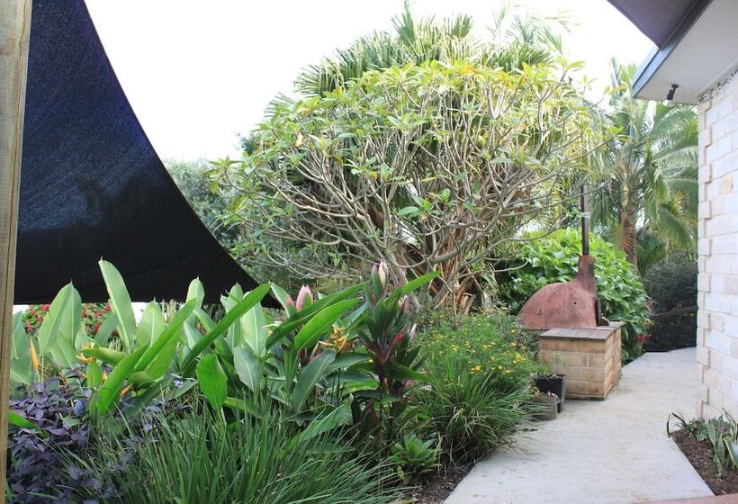 هتل Alstonville Country Cottages