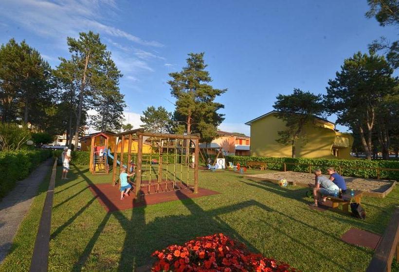 فندق Villaggio Azzurro